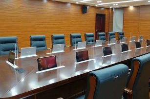 中国电建集团港航建设公司无纸化设备系统安装调试