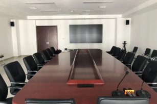 职场生活更轻松，天津某央企智能化显示会议室搭建！